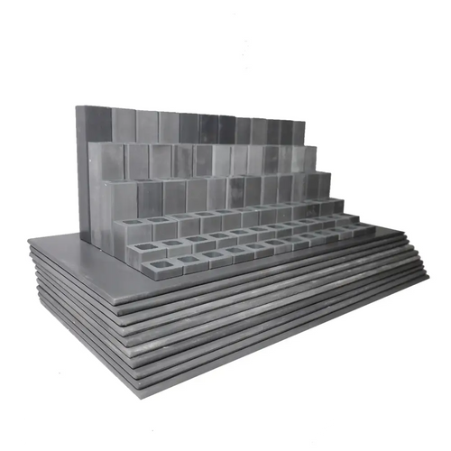 L&L kiln furniture kit compatible with X2845 DaVinci, plus a 42-piece expansion set of silicon carbide shelves and posts.