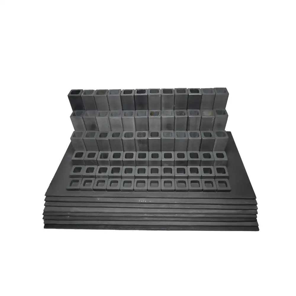 L&L EL2448 Easy-Load Kiln Furniture Set (82 pieces), including kiln posts, shelves, and stilts for efficient ceramic and pottery kiln loading.