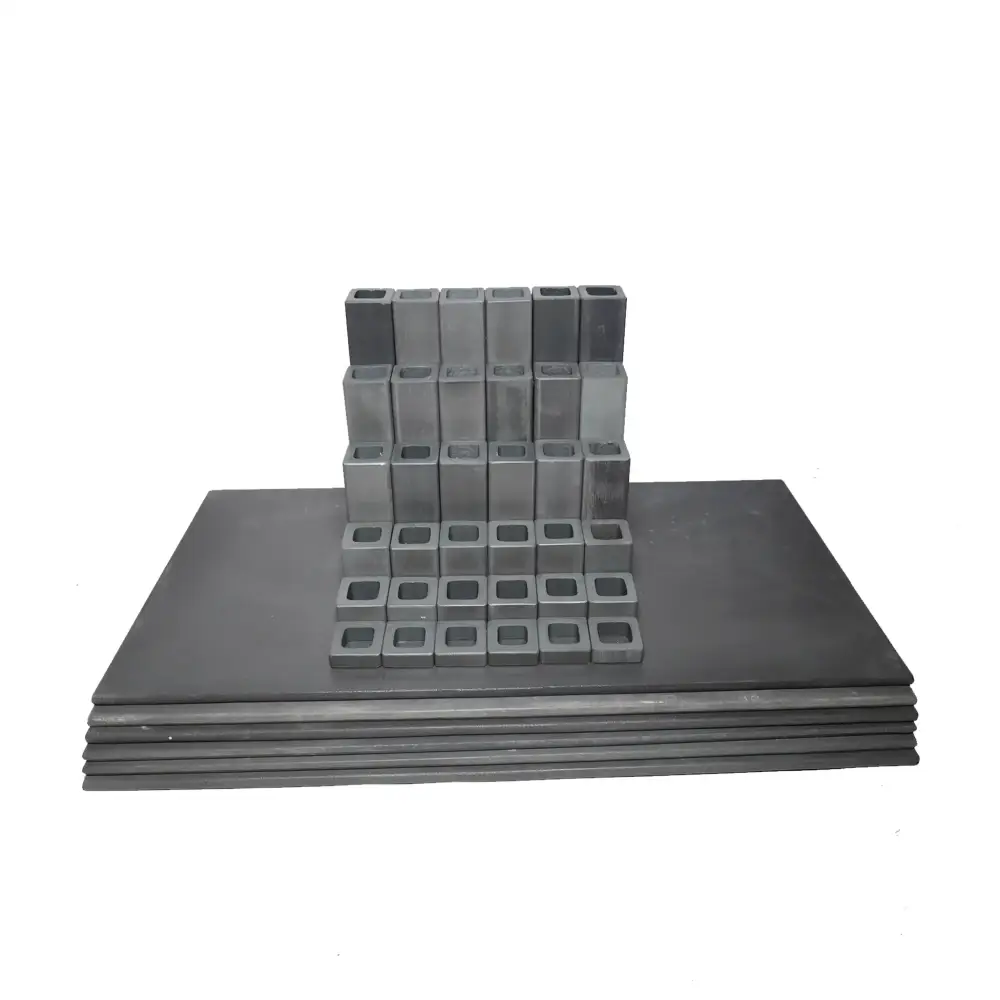 42-piece silicon carbide kiln furniture kit for L&L eLF2626 electric kiln, includes shelves, posts, and full set of high-temperature accessories.