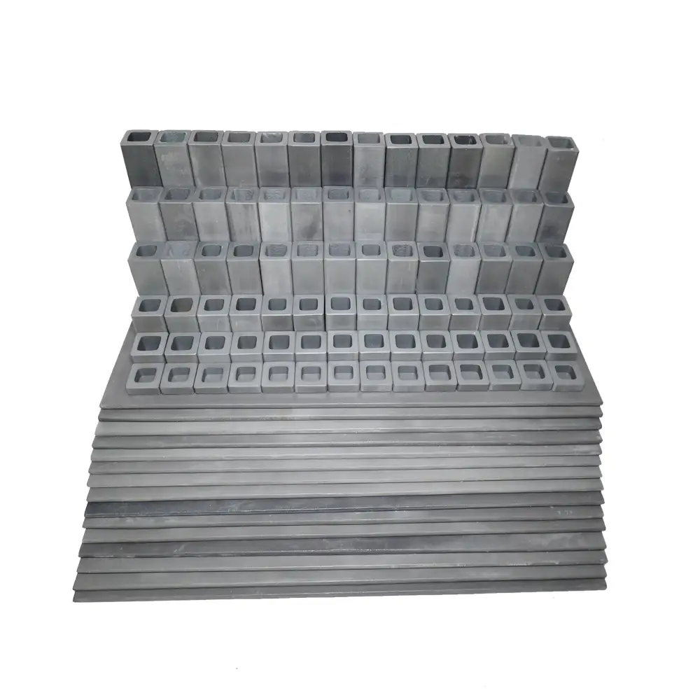  Complete 99-piece high-temperature silicon carbide furniture set for L&L T3445 DaVinci model kiln, includes full set of shelves and posts.