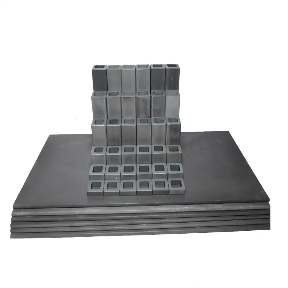  High-temperature 42-piece silicon carbide furniture set designed for L&L XB2818 model kiln, includes shelves and posts.