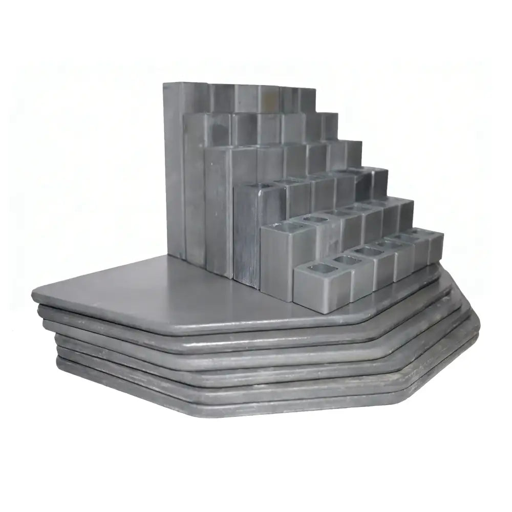 A comprehensive 42-piece ceramic firing tool set engineered for Skutt 1018 electric kilns. It includes multiple specifications of refractory shelves, sturdy support posts, and essential accessories, fully meeting the needs of pottery studios for glaze firing, bisque firing, and high-temperature processes—enhancing firing efficiency and finished work quality.