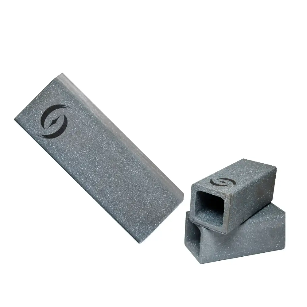 Silicon carbide tool designed for cleaning kiln shelves. Effectively removes tough glaze drips and buildup while protecting the shelf surface to significantly extend furniture lifespan.